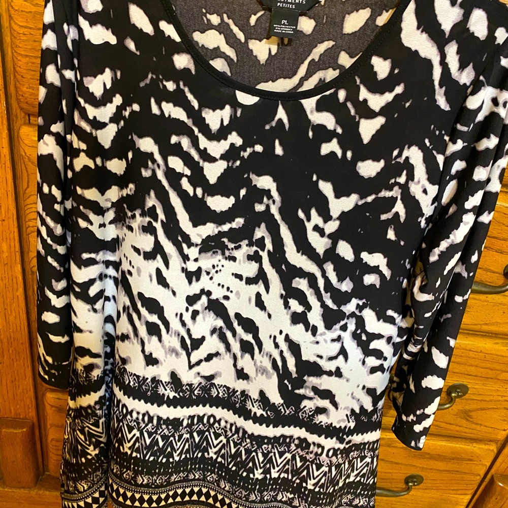 tunic of neutrals